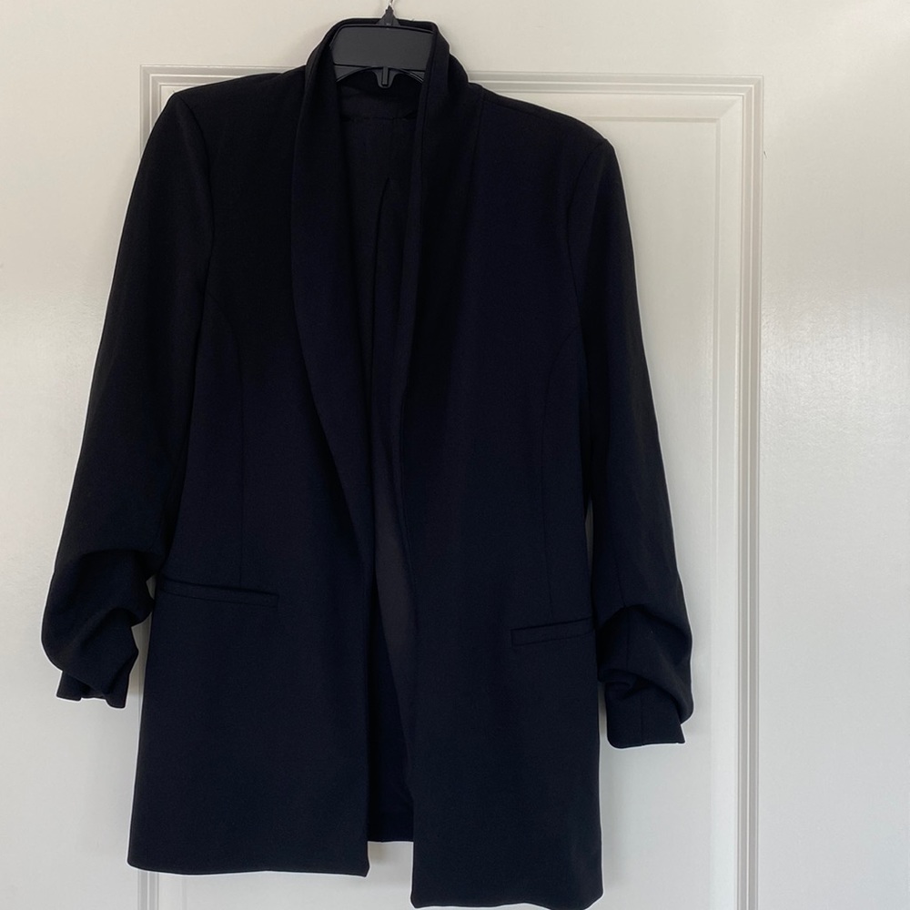 Black Essential Blazer 3/4 sleeve